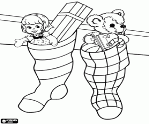 kolorowanka Pończochy wiszą świąteczne prezenty